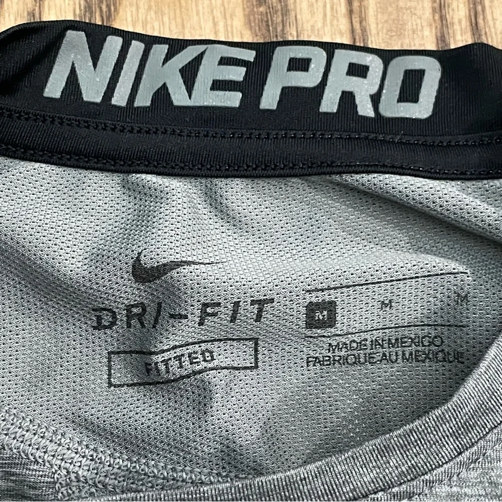 Nike Pro Dri-Fit Fitted Gray Long Sleeve Sports‎ Shirt